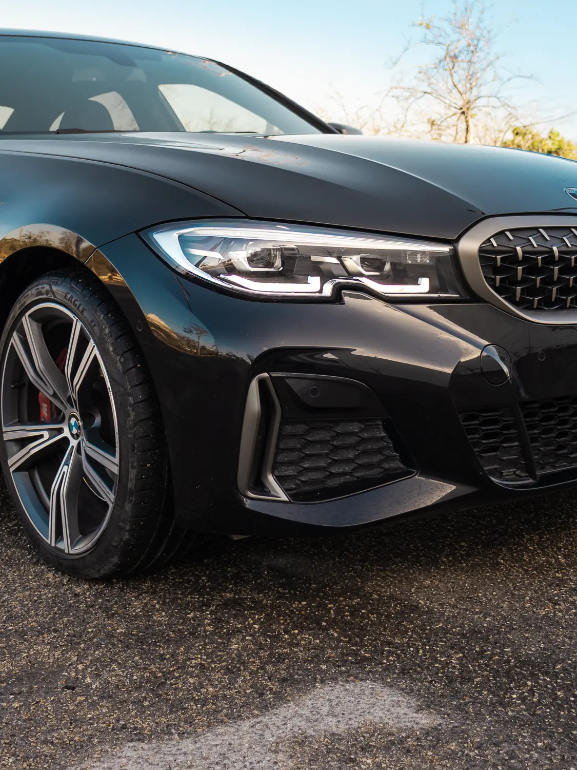BMW M340i xDrive 2022 faro LED y rín estilo 790 M
