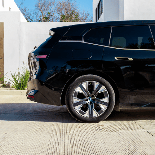 BMW iX xDrive40 2024 detalle