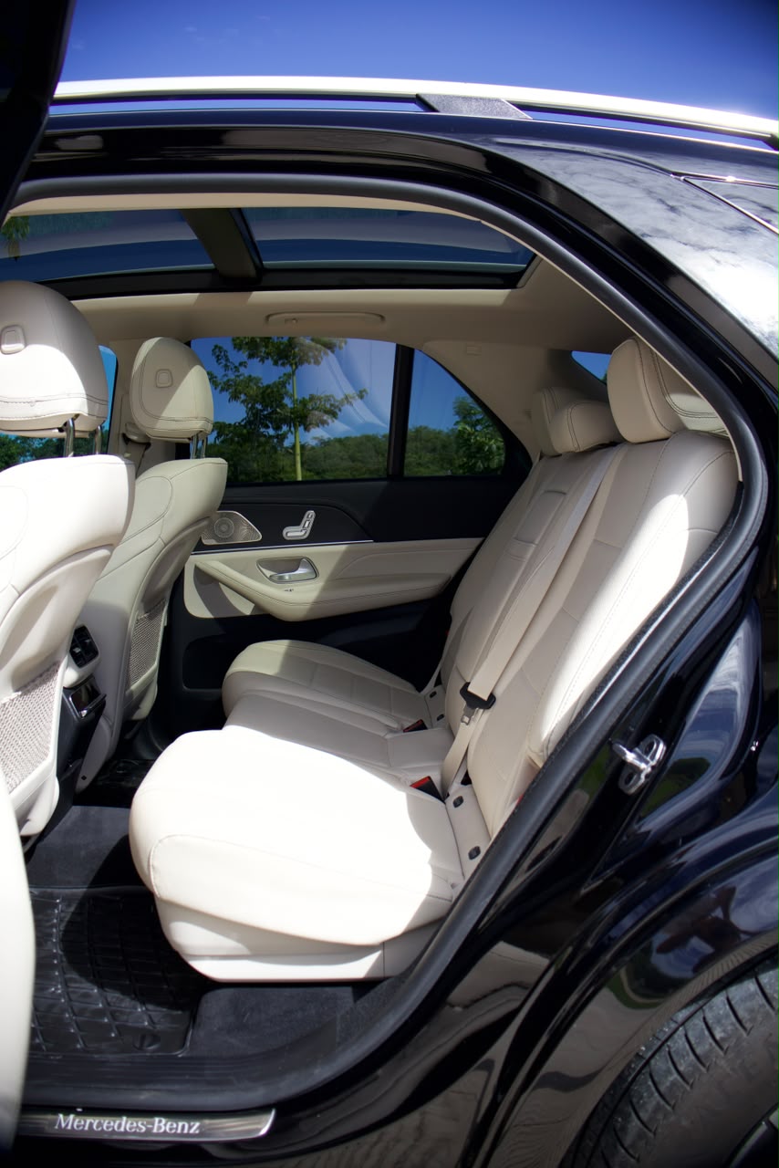 Mercedes-Benz GLE 450 4MATIC 2023 asientos traseros
