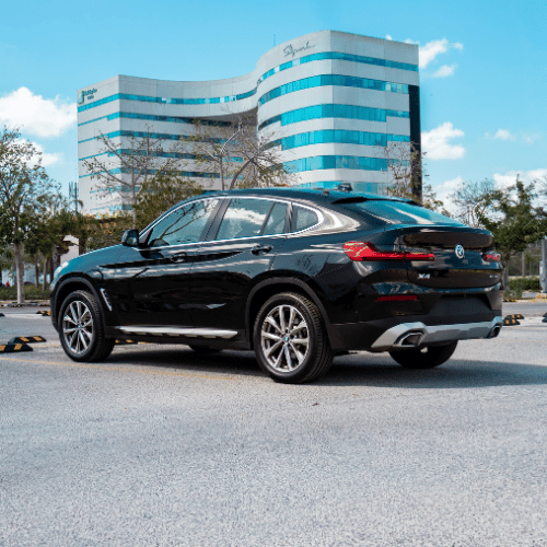 BMW X4 xDrive30i 2022 tres cuartos trasero